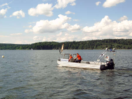 Motorrettungsboot auf dem Bleilochstausee