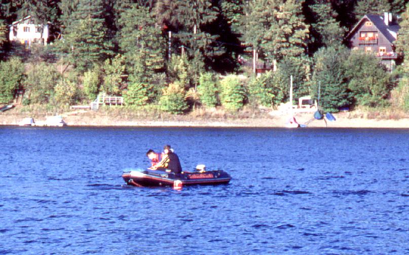 Schlauchboot auf dem Bleilochstausee